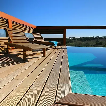 Monte Alto Villa *